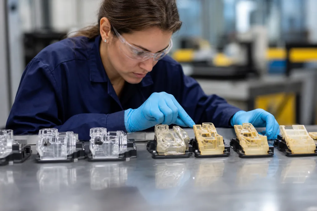 Why UV Adhesive Bonds Fail: 12 Root Causes of Weak Adhesion, Yellowing, Bubbles, and Premature Debonding 3 uv adhesive aging quality inspection